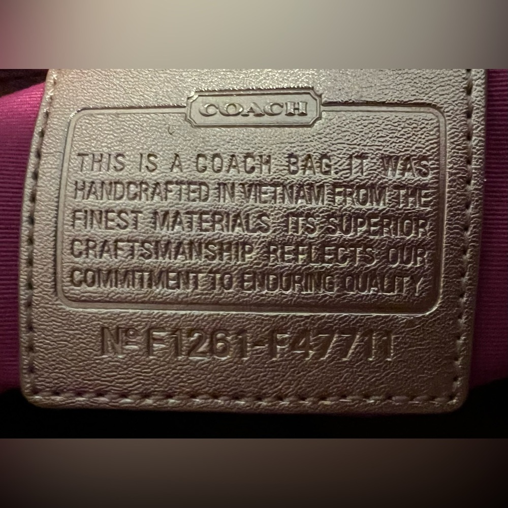 Matching Coach Poppy Purse, Wristlet, and wallet! With hang tag as well! - Picture 3 of 16